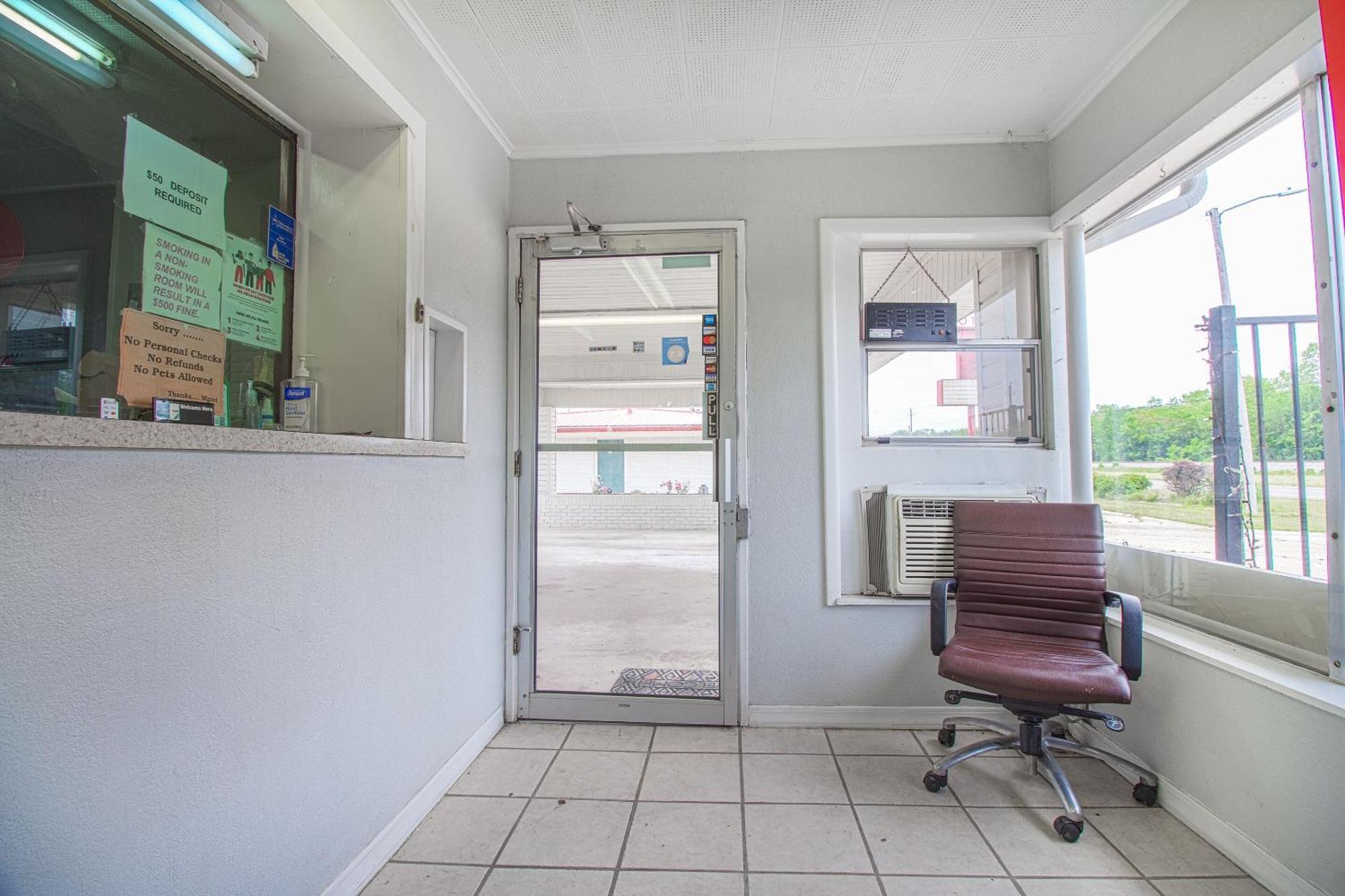Oyo Hotel Mcalester Ok S Main St Ngoại thất bức ảnh