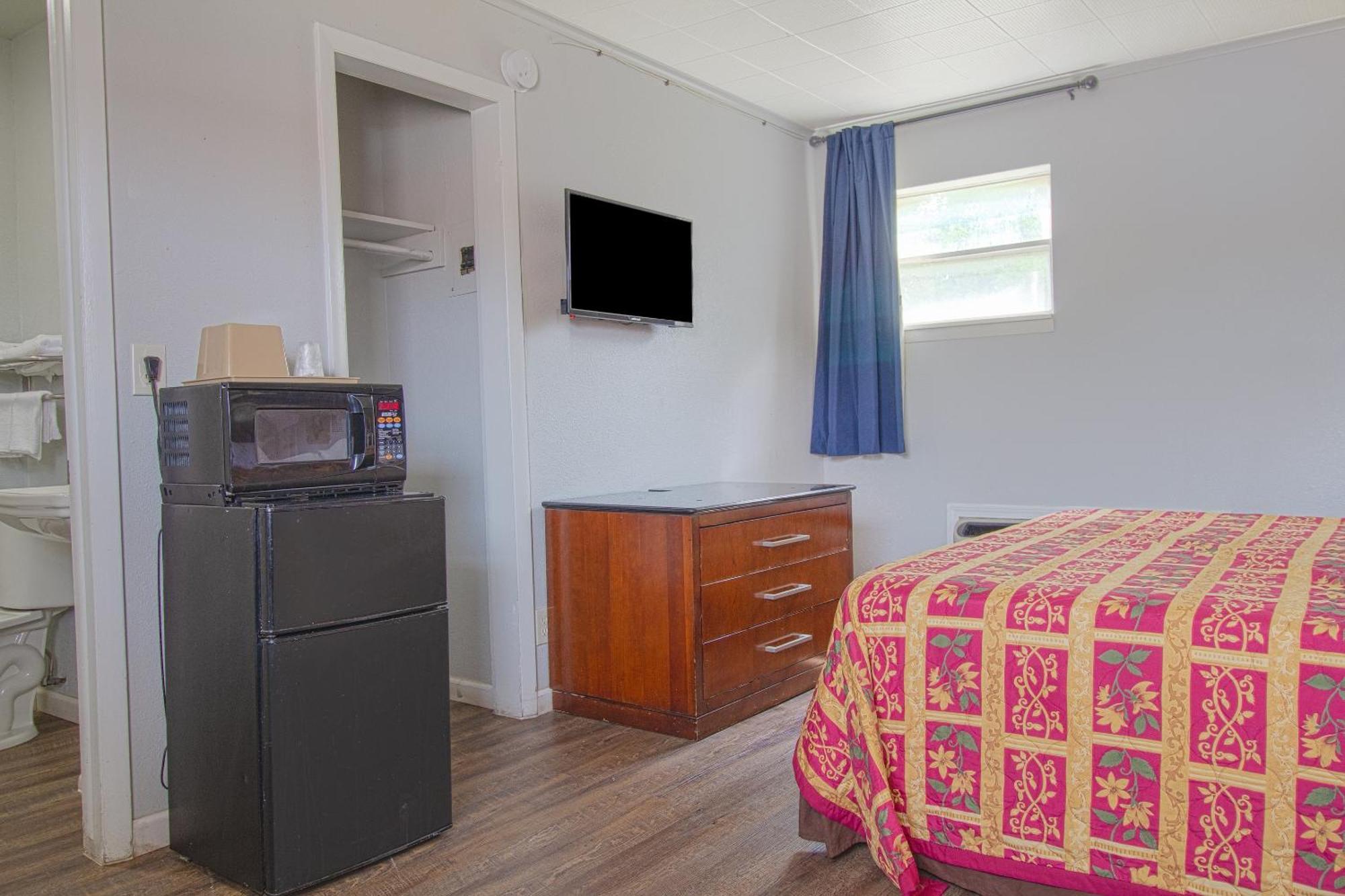 Oyo Hotel Mcalester Ok S Main St Ngoại thất bức ảnh