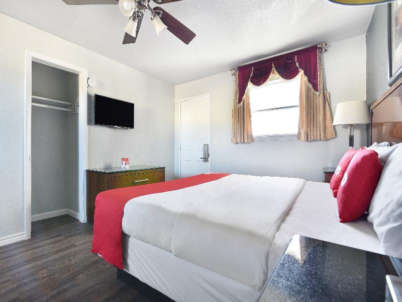 Oyo Hotel Mcalester Ok S Main St Ngoại thất bức ảnh